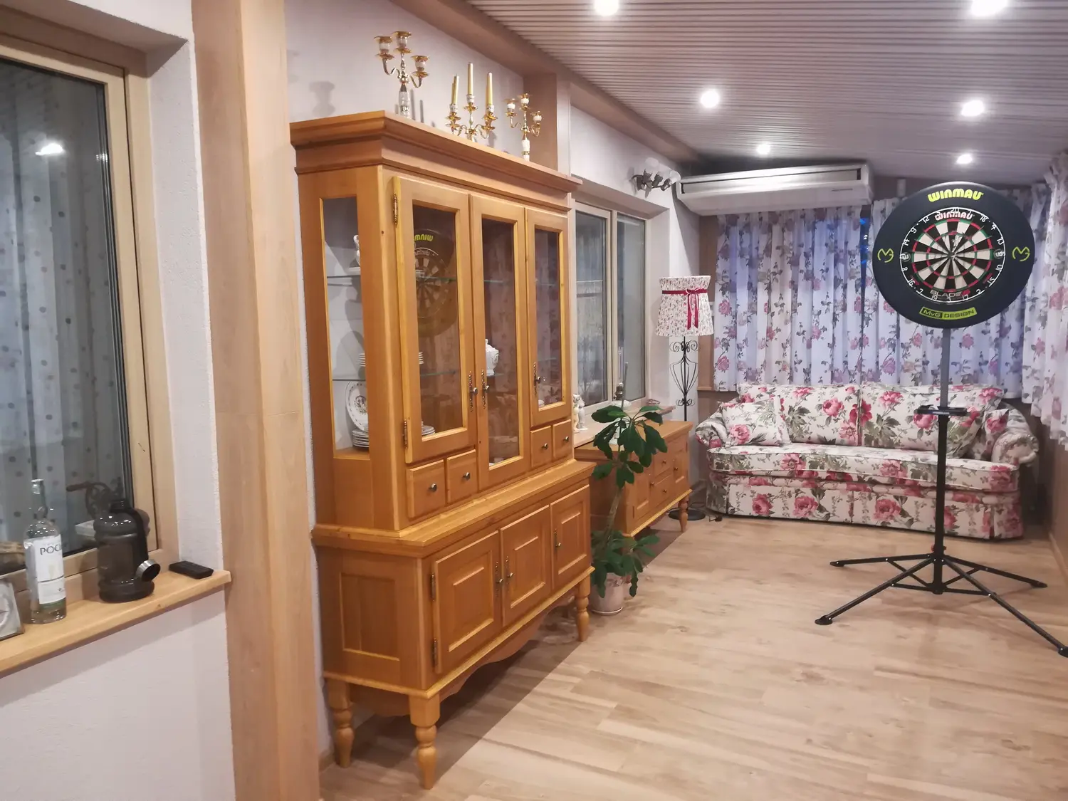 Сервант Валенсия 2-51 сосна