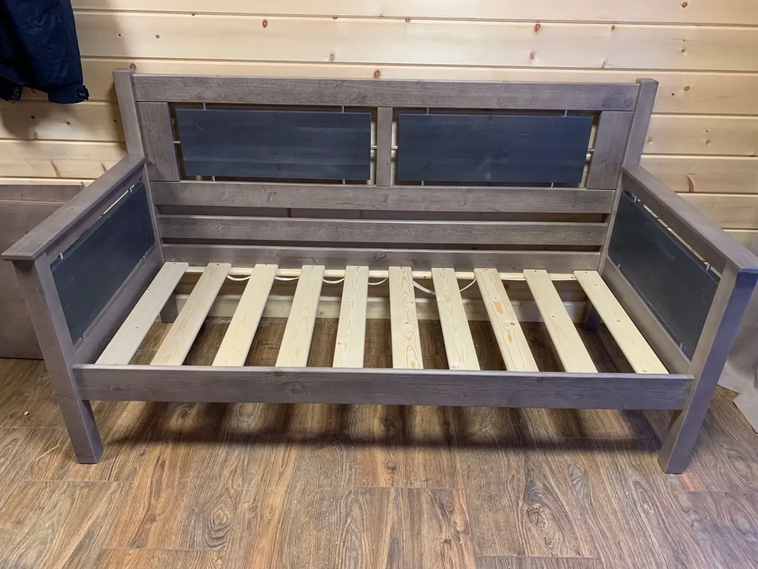 Тахта Брамминг 1200х2000