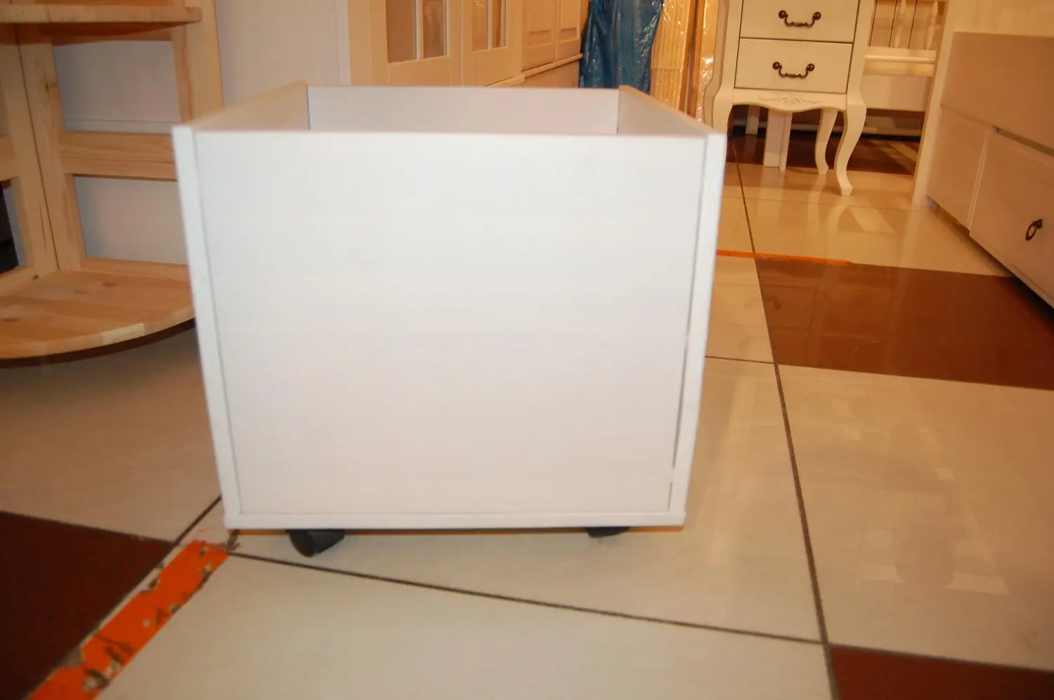 (1.5.3) Ящики из сосны белые "Сиело" 77316