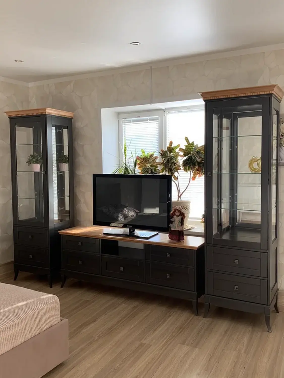   Витрина мдф "Римини" 1 ств.  