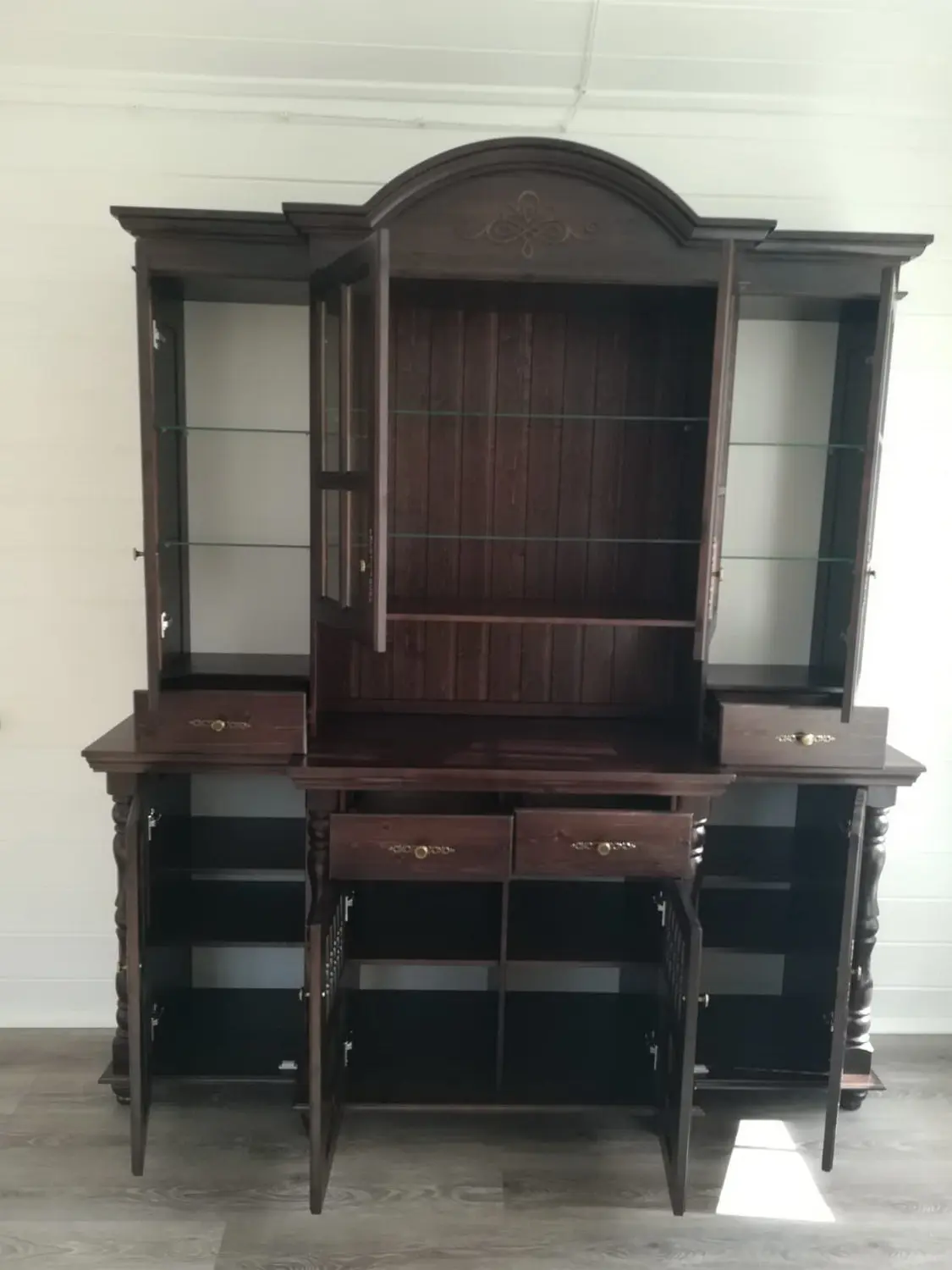 Сервант Валенсия 2-73  сосна