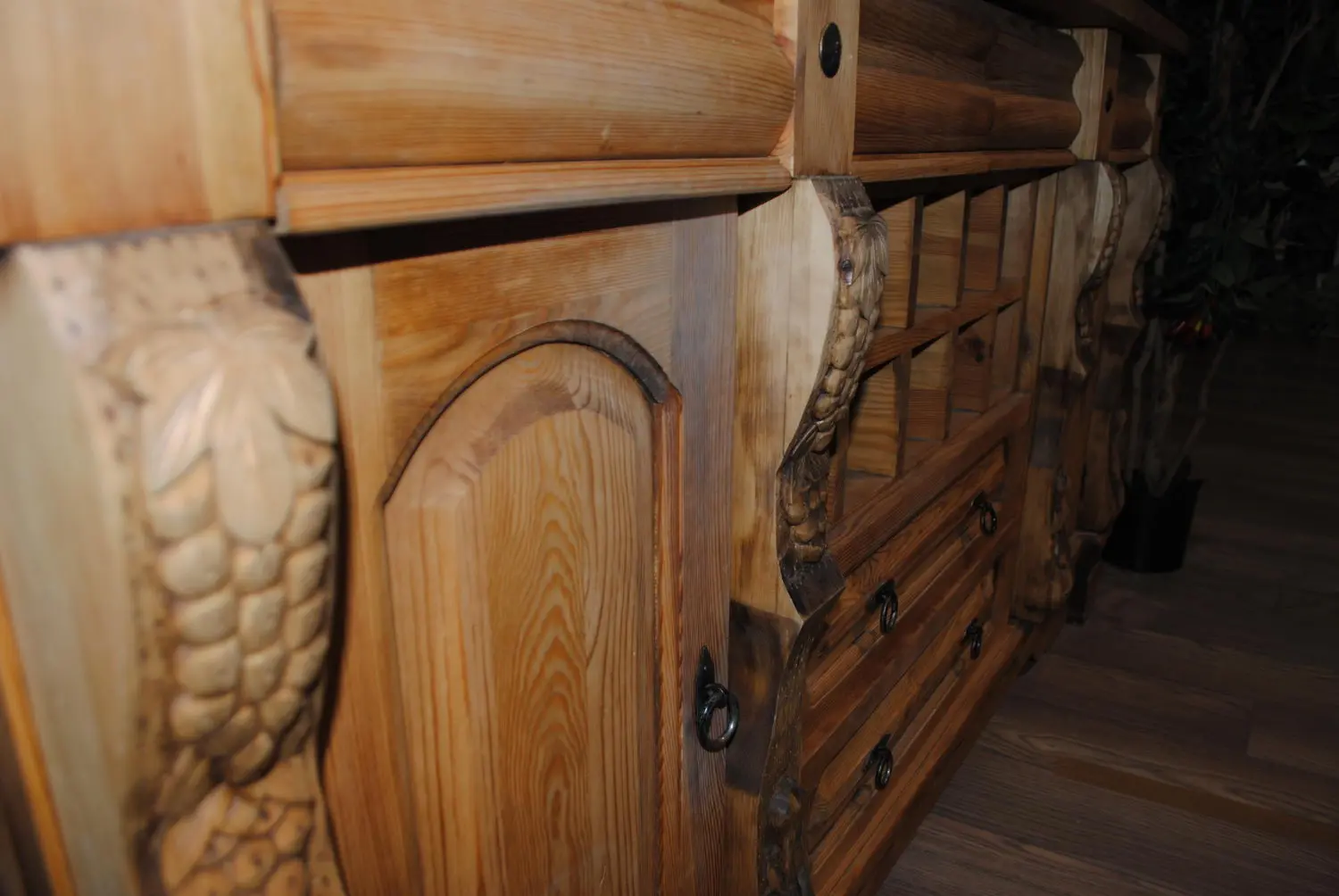 Комод бар Викинг GL-05/01