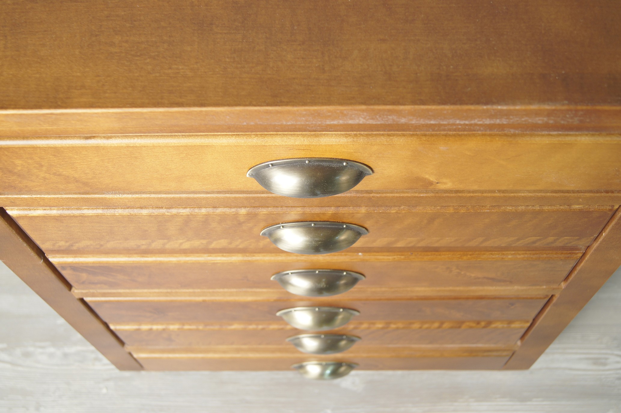   Рабочий письменный стол с ящиками «Gouache" в классическом стиле  