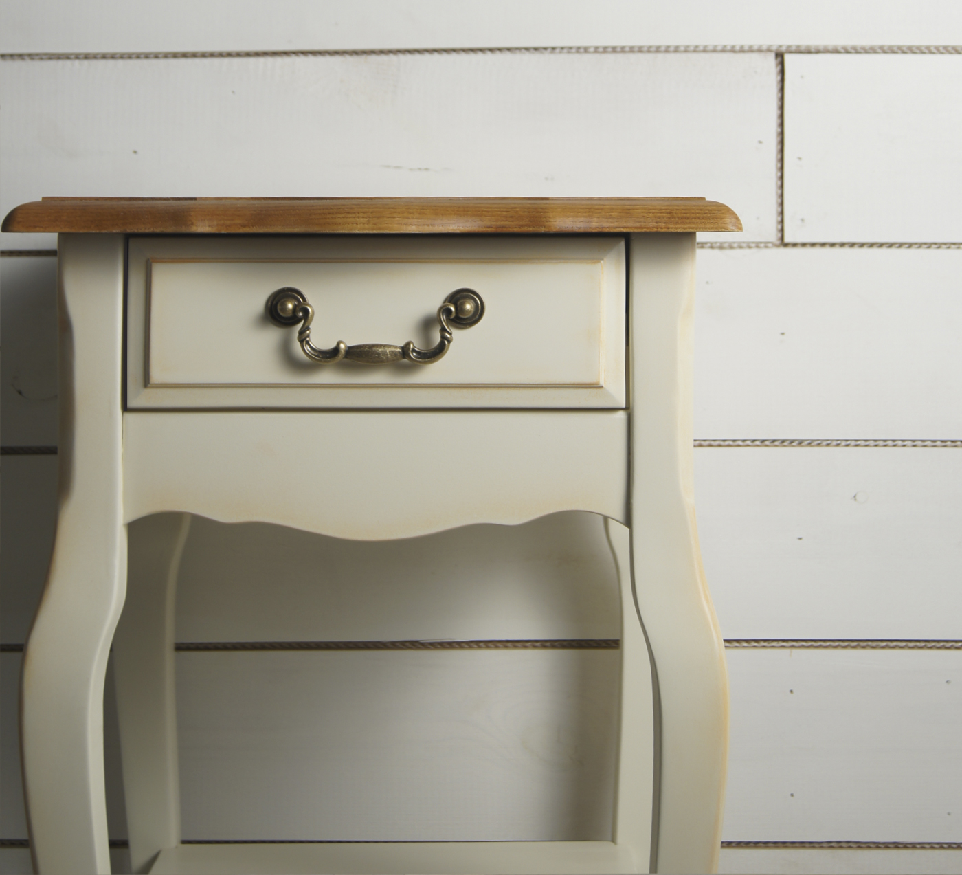 Прикроватная тумба "Leontina" с одним ящиком