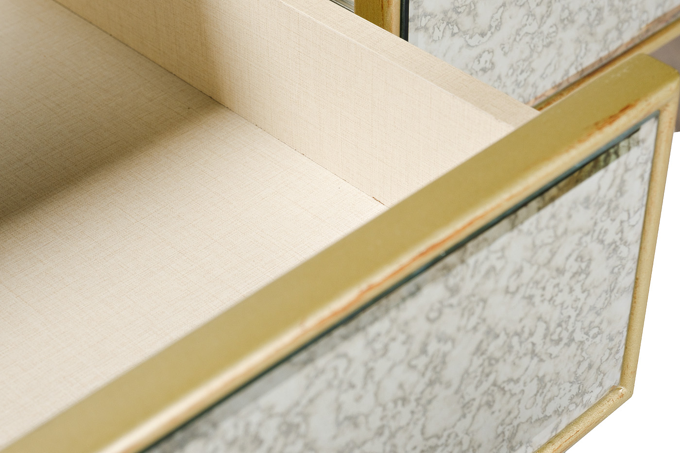 KFG1508 Консоль с зеркальной отделкой, 2 ящика 