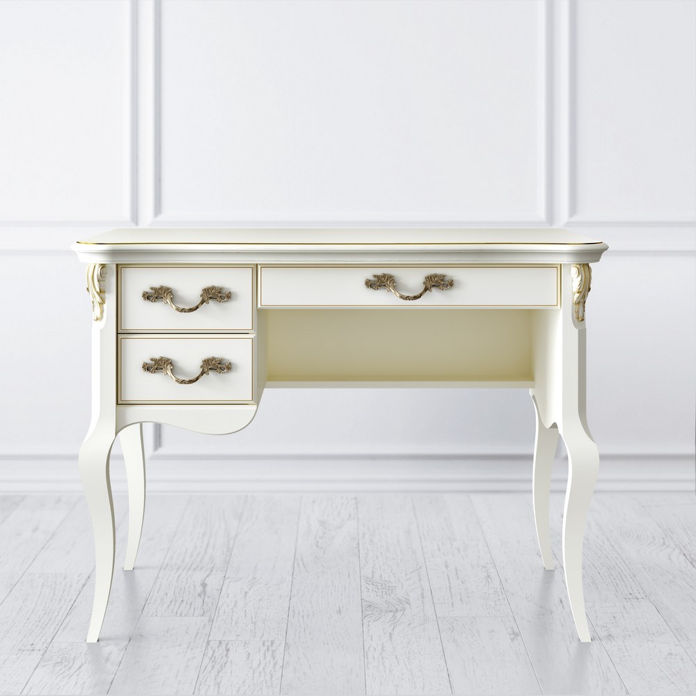 Туалетный столик 