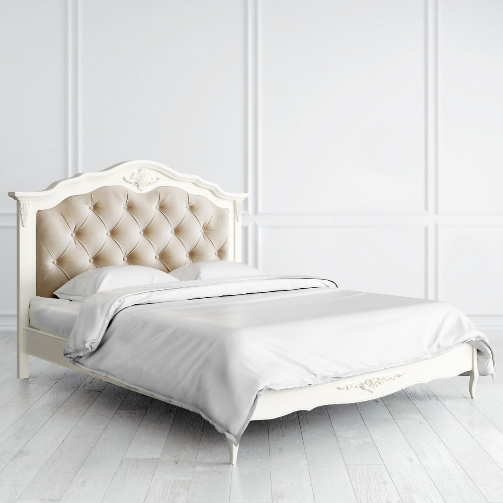 Кровать с мягким изголовьем 160*200 