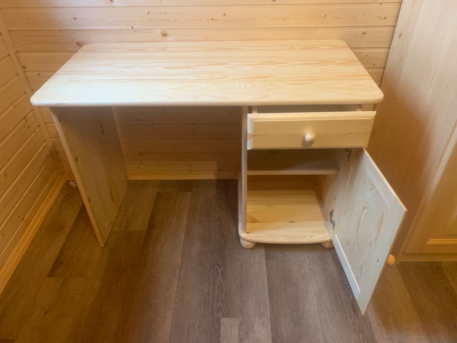 Стол письменный с ящиком сосна Вокко-1100 арт. 211