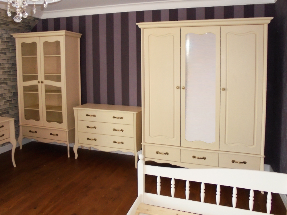 Витрина деревянная ЛеБо 2-дверная