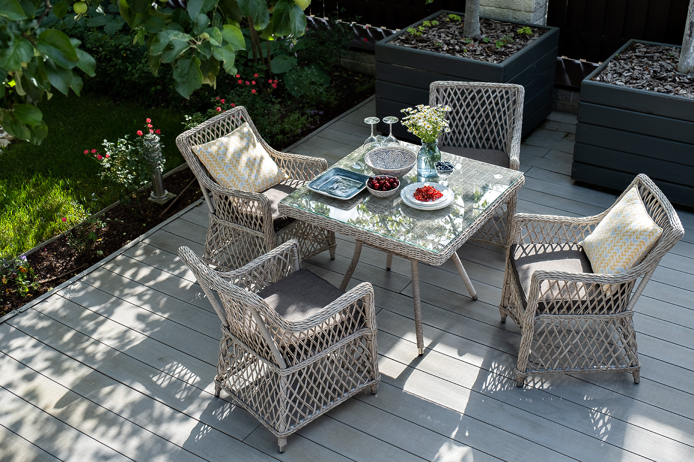 "Арлиш" обеденная группа плетеная на 4 персоны, цвет бежевый