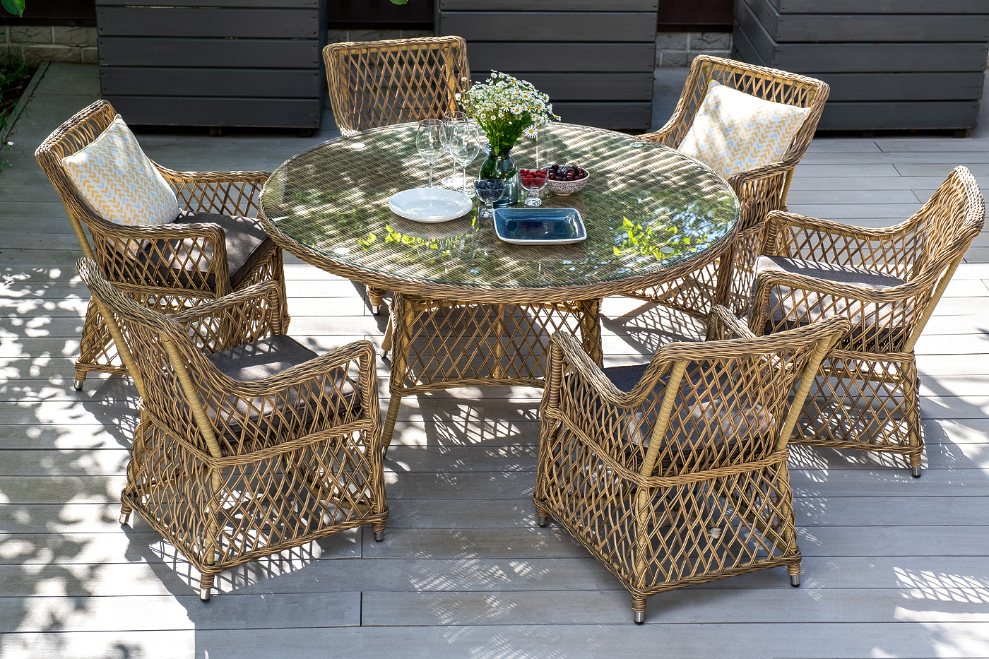 "Латтини" плетеное кресло из искусственного ротанга, цвет соломенный