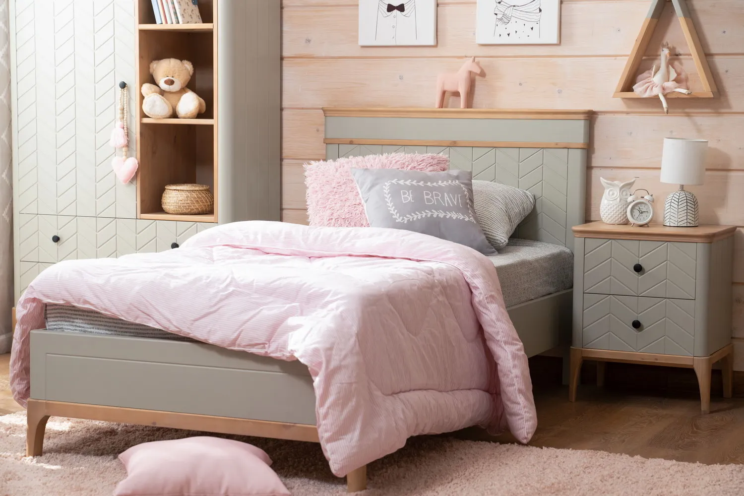   Кровать массив сосны Грета №8 1600х2000  